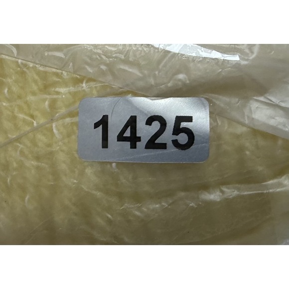 Lil Twist Baby Yarn Yellow 4 Skeins 380yds 6oz Each - Picture 8 of 8